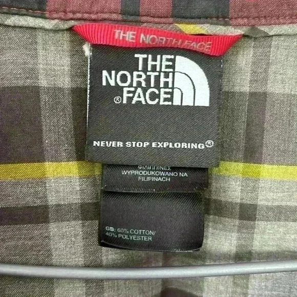The North Face collared plaid men’s button front shirt - Picture 3 of 6